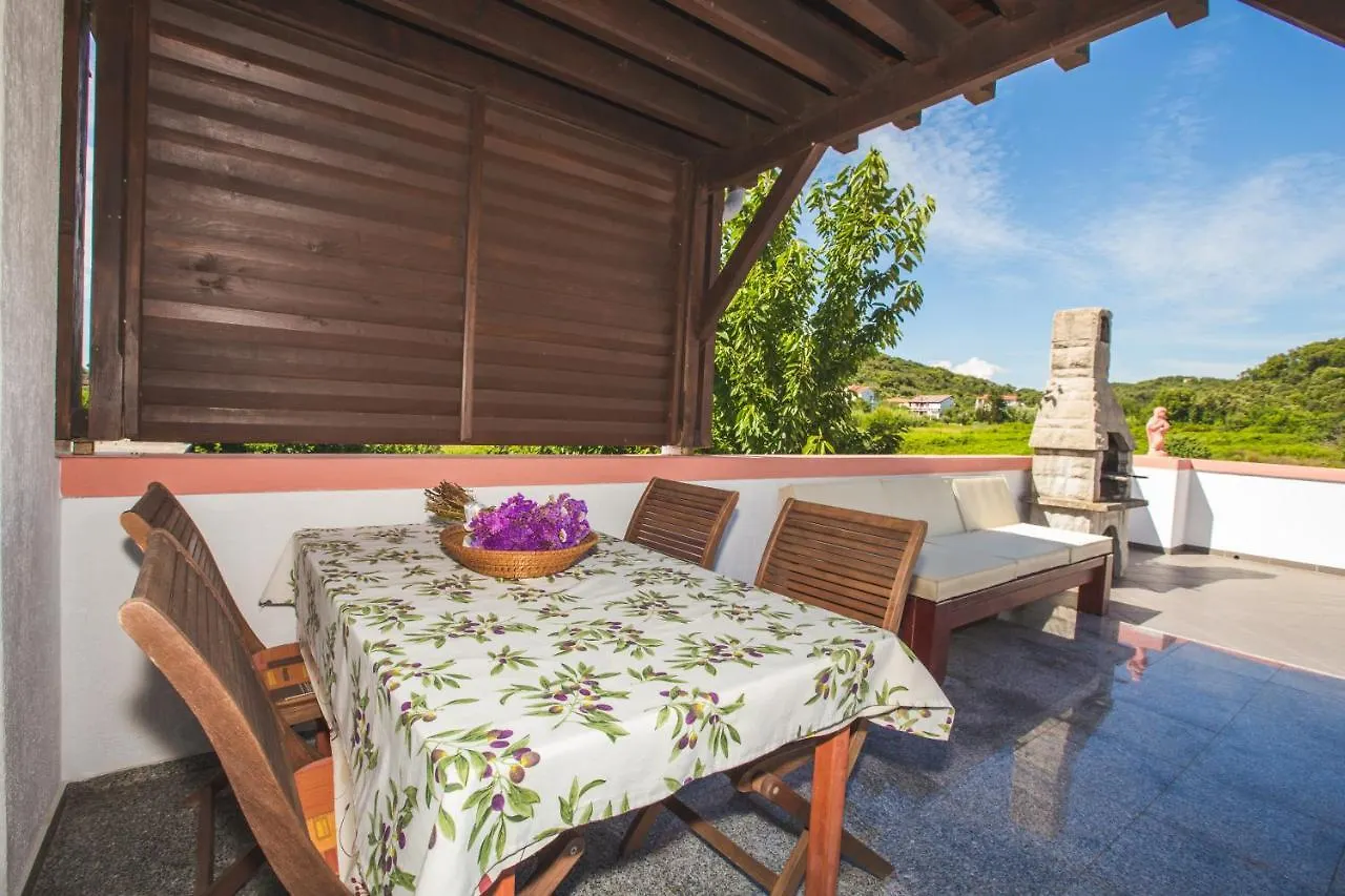 Apartmani Nada & Darko, Kampor, Rab, Hrvatska Kampor