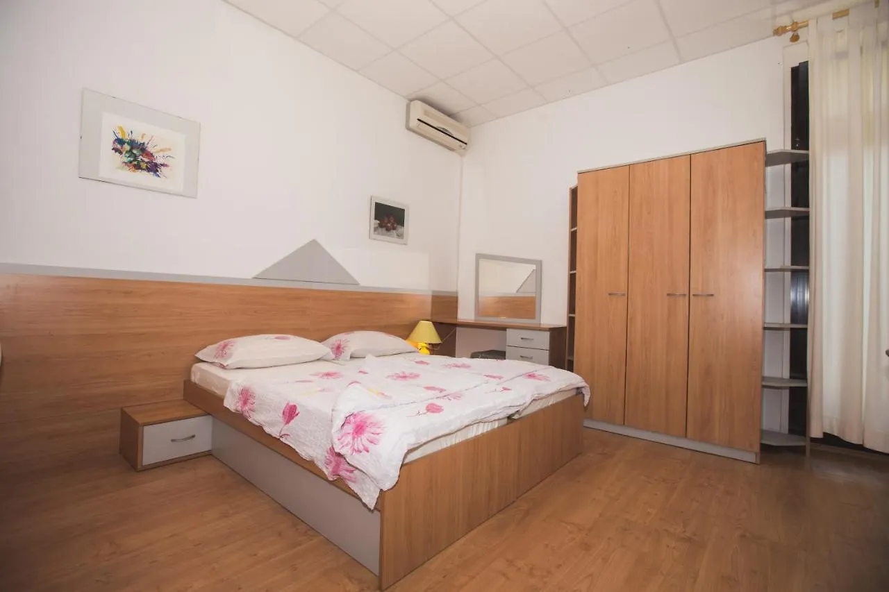 Apartmani Nada & Darko, Kampor, Rab, Hrvatska 0*, Kampor