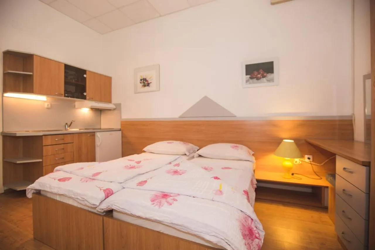 Apartmani Nada & Darko, Kampor, Rab, Hrvatska