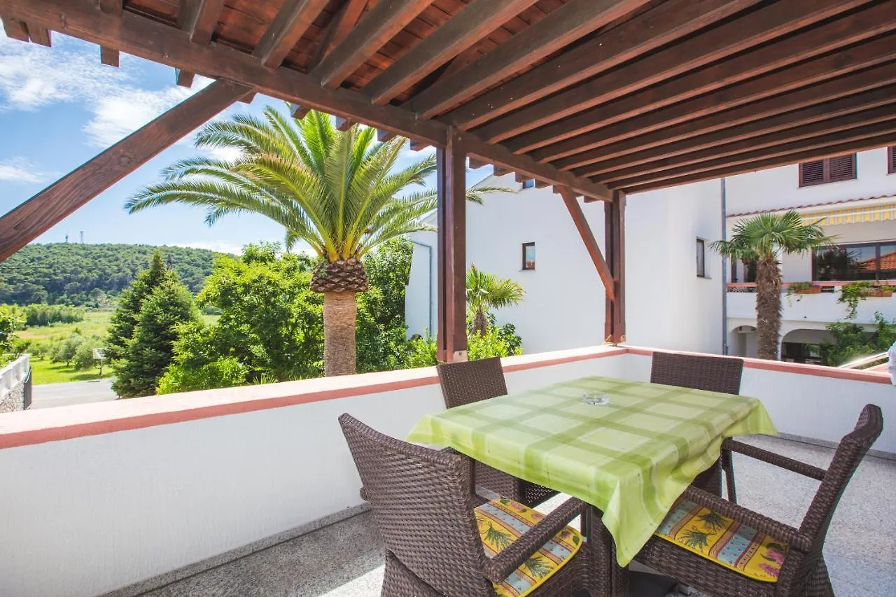 Apartmani Nada & Darko, Kampor, Rab, Hrvatska Croazia