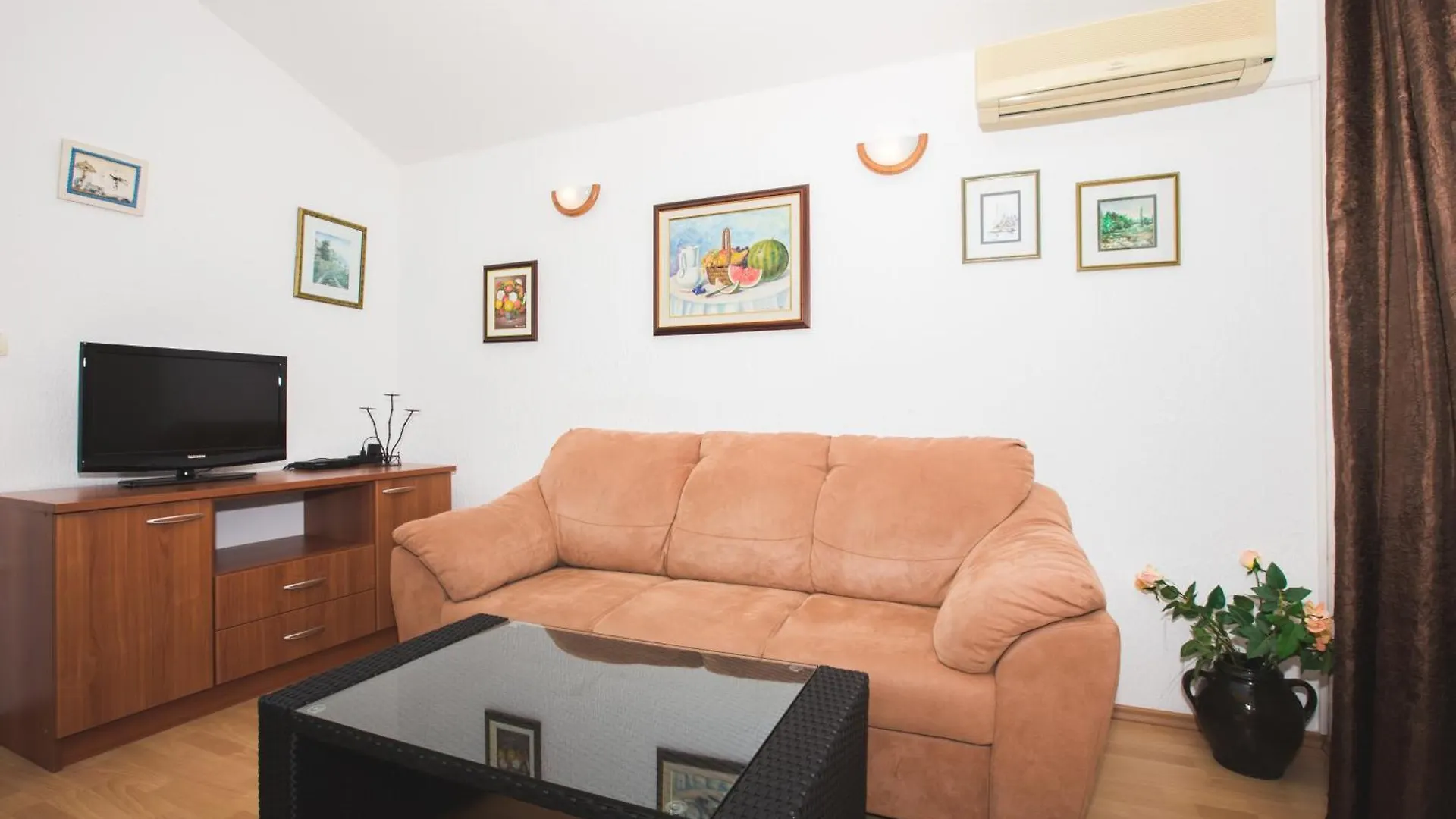 Apartmani Nada & Darko, Kampor, Rab, Hrvatska Croazia